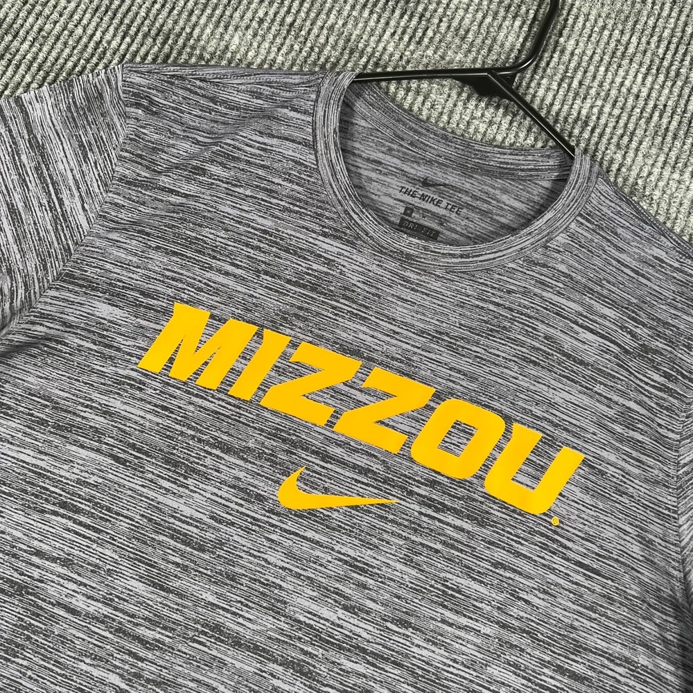 Missouri Tigers Mizzou Shirt Mens Medium Nike Gray Short Sleeve NCAA SEC Dri Fit